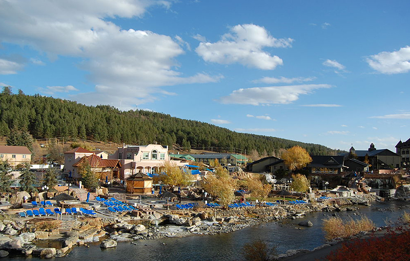 A picture of buildings located along the river in Pagosa Springs
