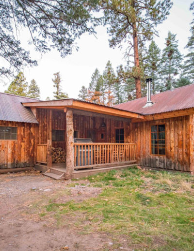 An exterior view of the Penasco cabin at Corkins Lodge